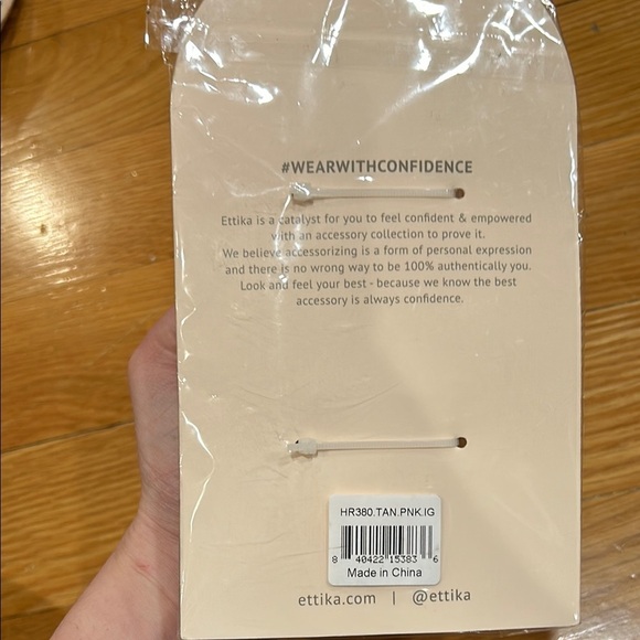 Ettika Pink and Cream Hair Clips - Picture 3 of 3